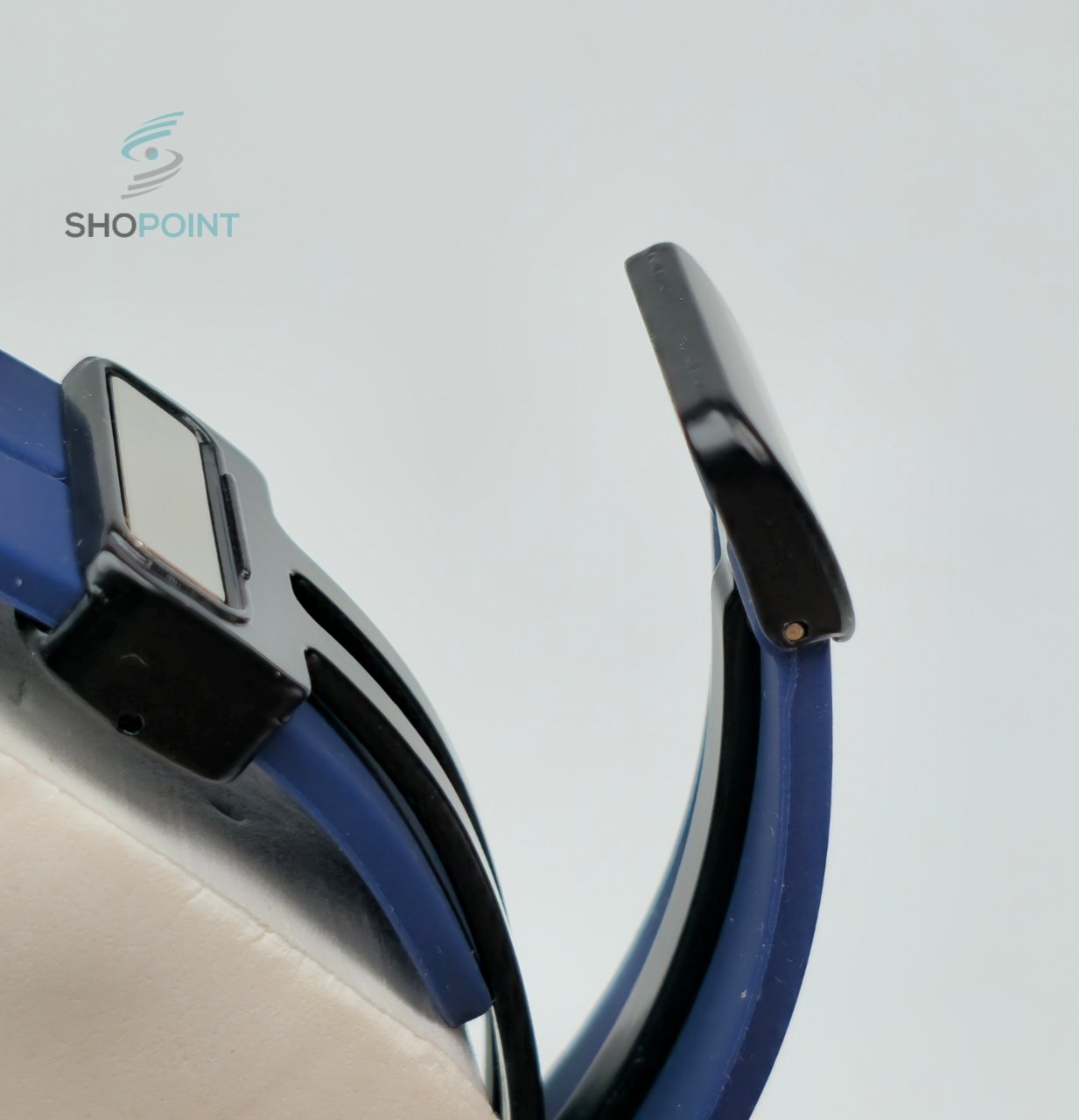 TIMAS Blue Dial Men’s Watch – Stylish Stainless Steel Case with Date Display - Image 7