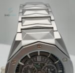 HBLT Premium Stainless Steel Heavy Chain Watch for Men – Luxury Durable Wristwatch